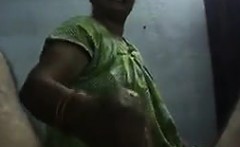 Indian Whore Giving A Handjob