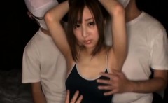 Sweetheart from japan with great body is having sex with pal
