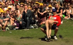 Fully Nude Lapdance in front of a Crowd