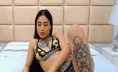 Tattooed Woman Extremely Fuck Herself