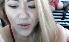 Blonde teen home alone masturbating